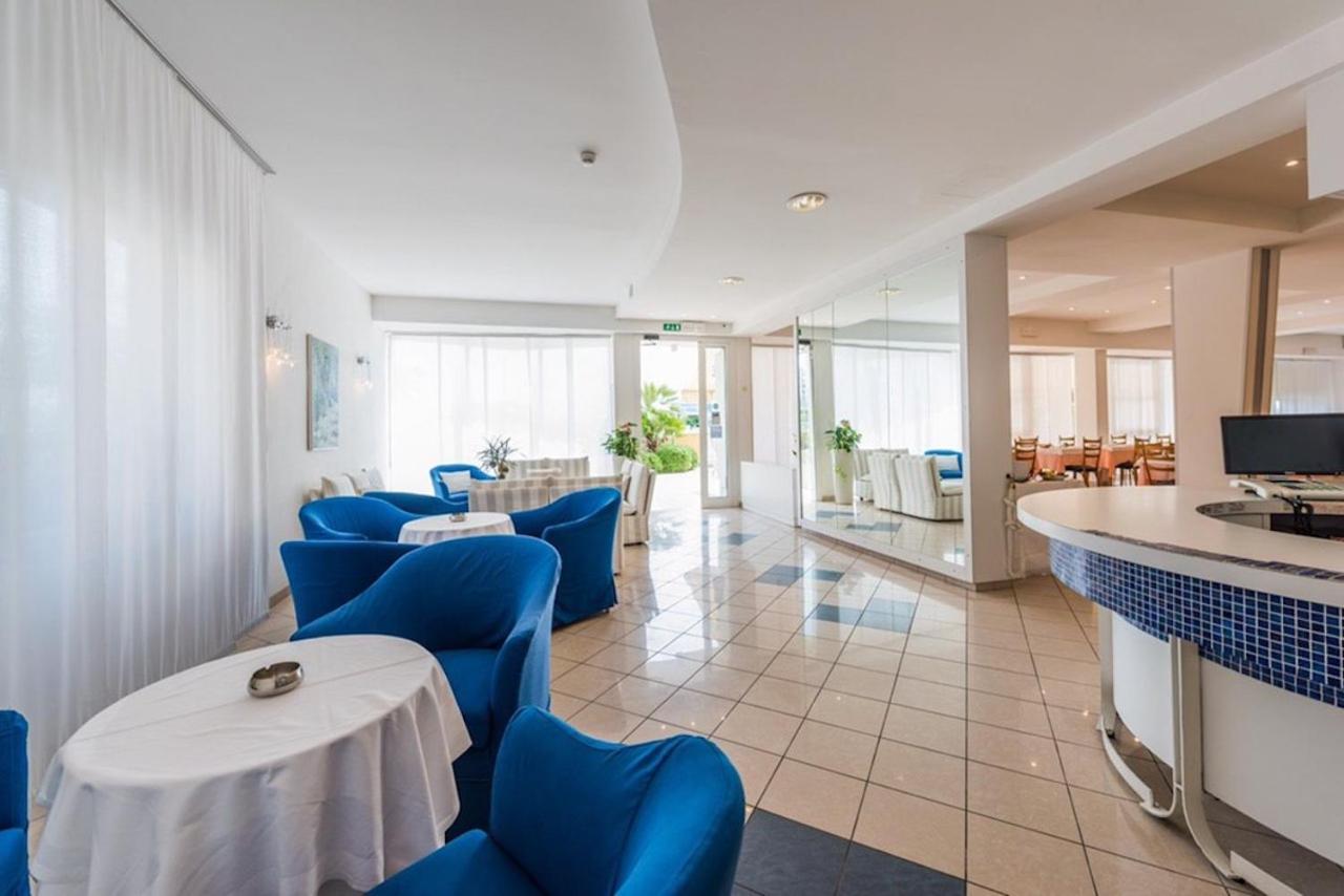Hotel Alda Cervia Buitenkant foto